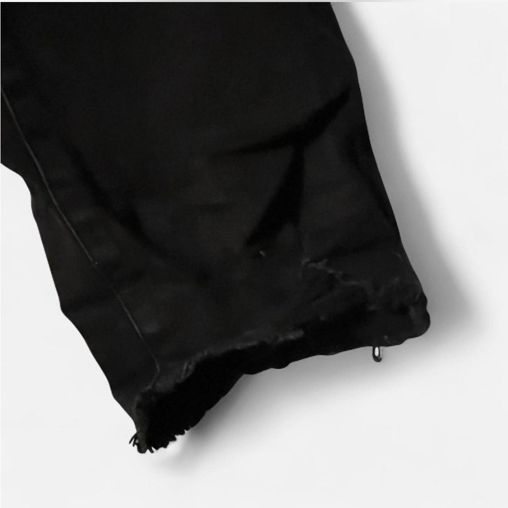 Universal Thread Black Skinny Jeans Distressed Hem, Sz 14/32R - Picture 2 of 8